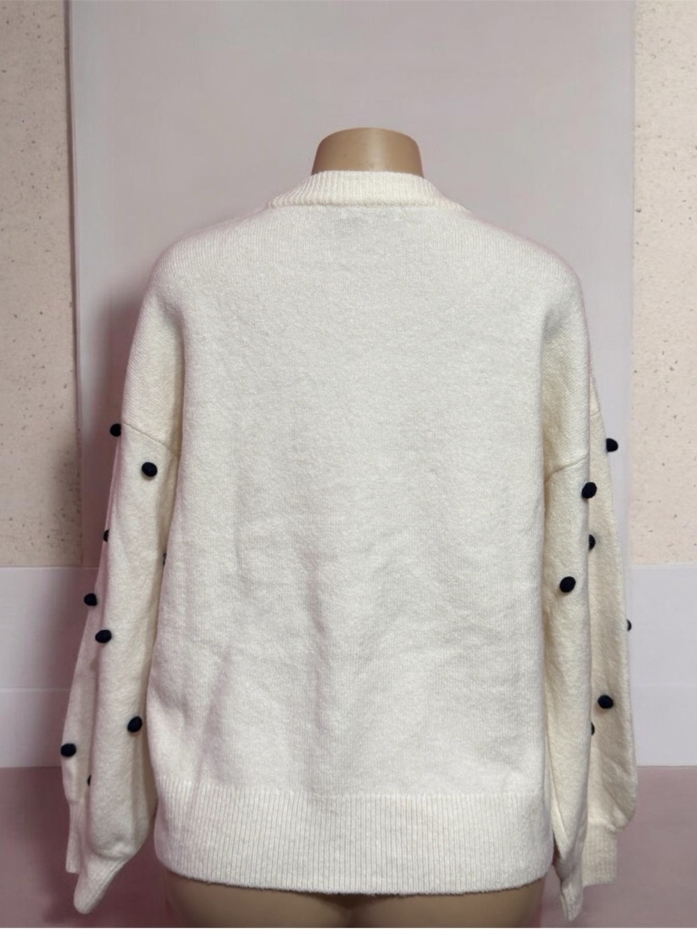 Madewell White Sweater Blouse with 3D Black Dots — Size M - Picture 2 of 4
